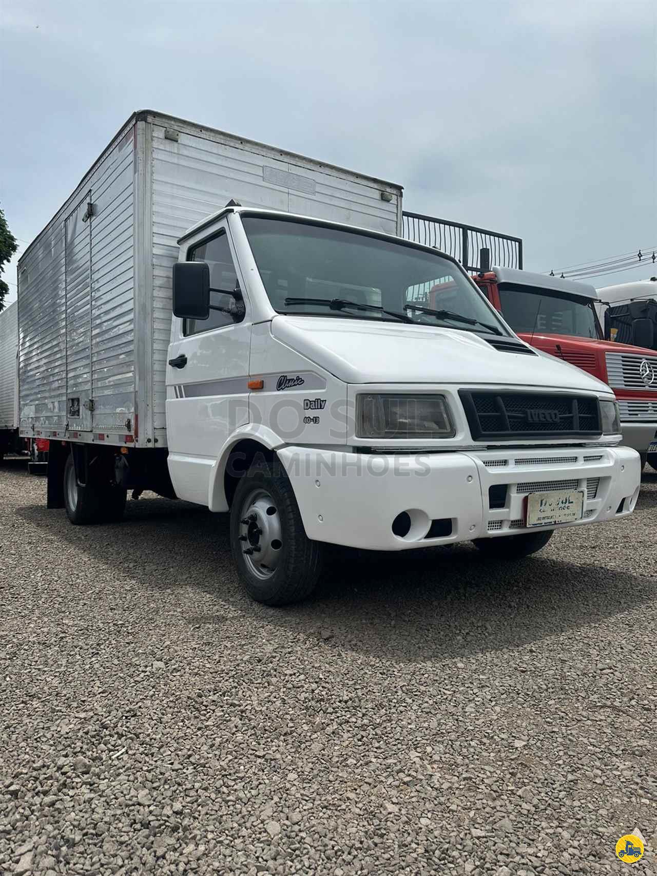 CAMINHAO IVECO DAILY 40-13 Baú Furgão 3/4 4x2 Do Sul Caminhões PORTAO RIO GRANDE DO SUL RS